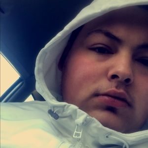 Meet your Posher, Isiah